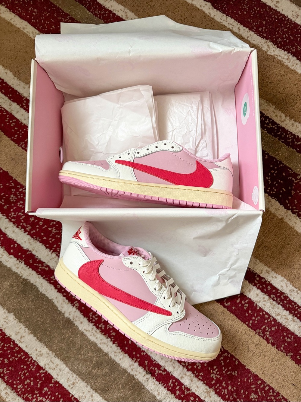 Travis Scott Women's Low-Top Sneakers - Light Pink with Hot Pink Swoosh